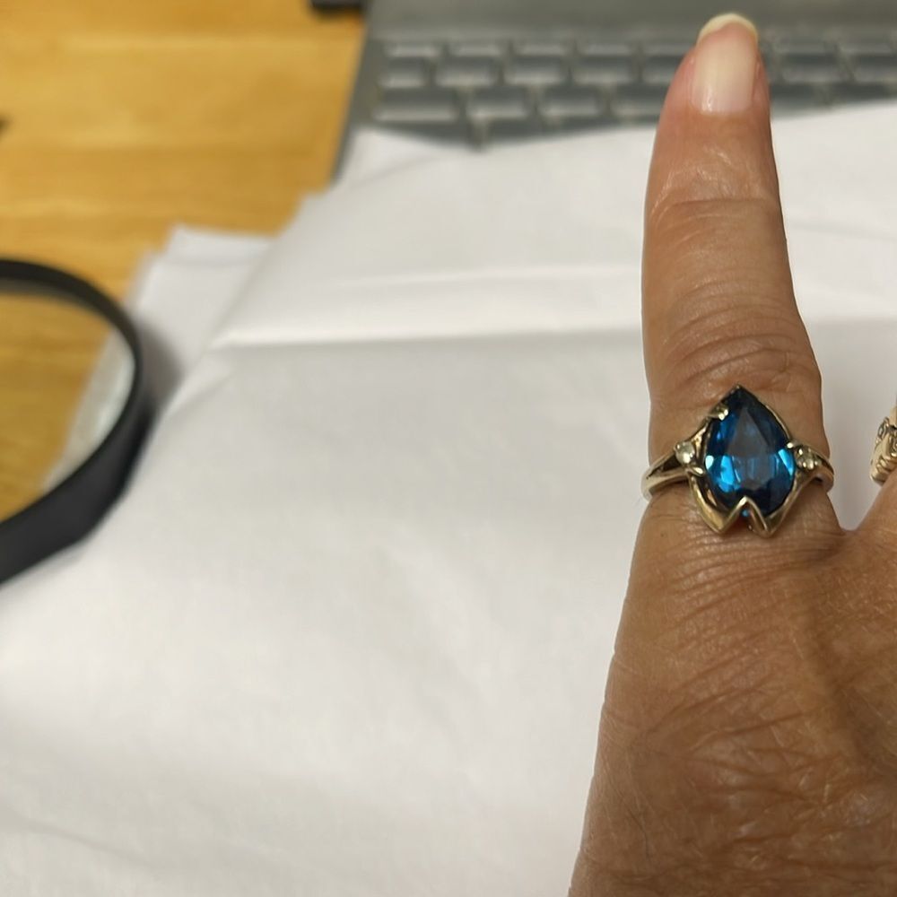 Vintage Dasun Elegant Blue with 2 stones 10K Gold Ring - Picture 5 of 16